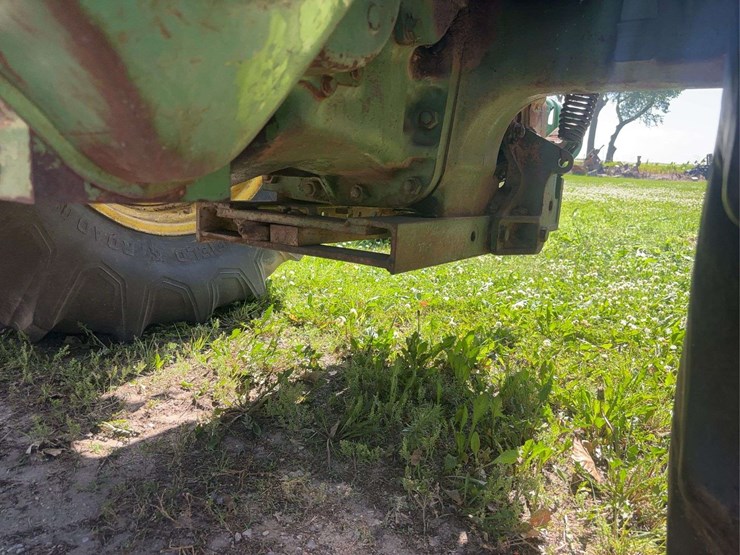 john-deere-720-image-66