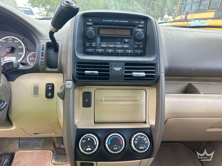 2005-honda-crv-image-13