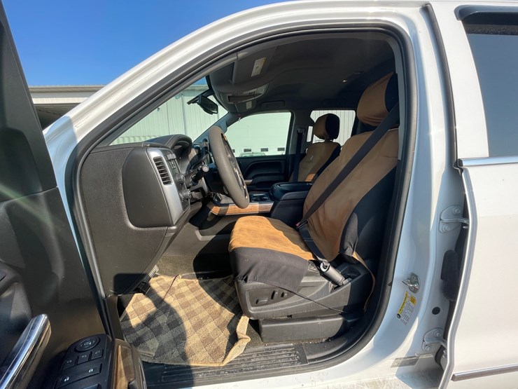2015-chevrolet-1500-image-9