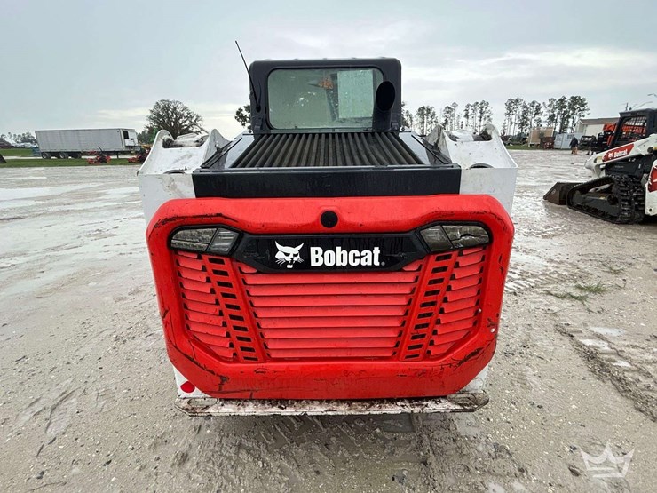 2022-bobcat-t62-image-21