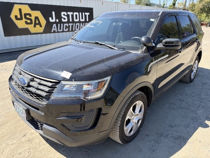 2017-ford-explorer-image-1