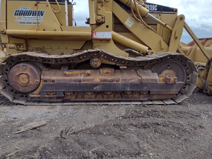 caterpillar-939c-image-26