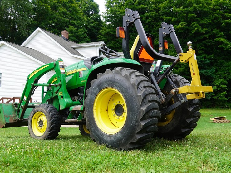2007-john-deere-3320-image-3