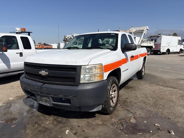 2007-chevrolet-silverado-1500-image-1