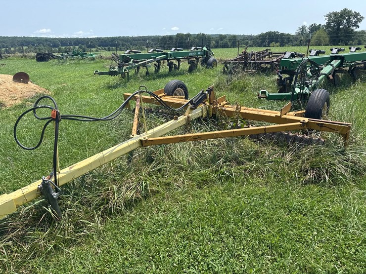 #2524-•-12ft-pull-type-field-cultivator-image-2