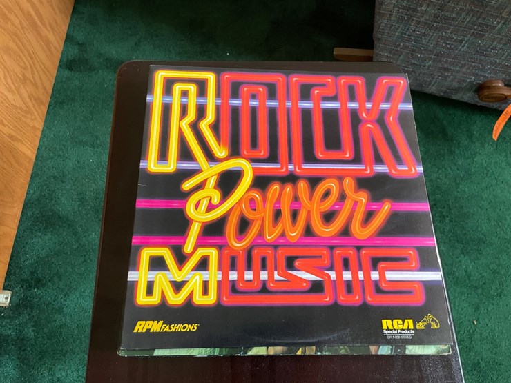 #7320-•-(12)-vinyl-records-image-12