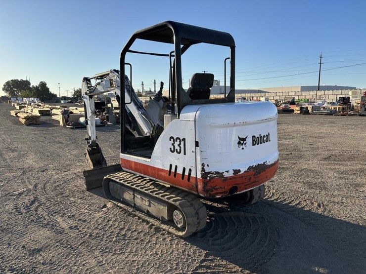 2004-bobcat-331g-image-4