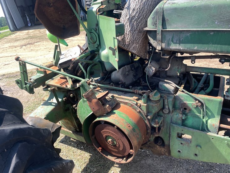 john-deere-70-image-15