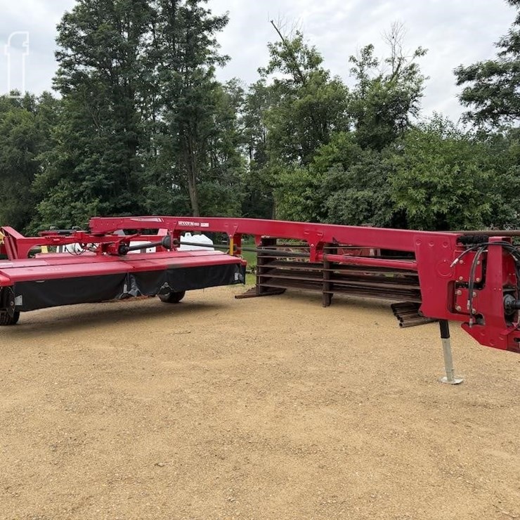 MASSEY-FERGUSON 1375