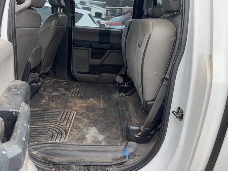 2018-ford-f150-image-15