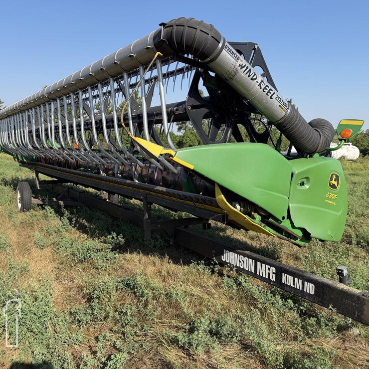 2004 JOHN DEERE 630F