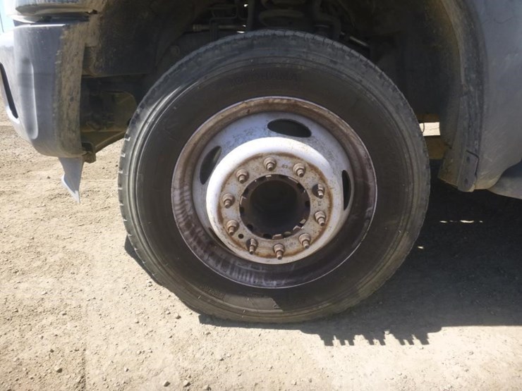 2015-ford-f550-image-19