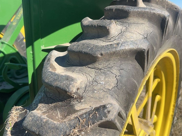 john-deere-model-b-image-56