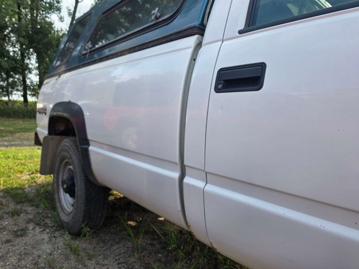 1999-chevrolet-silverado-2500-image-10