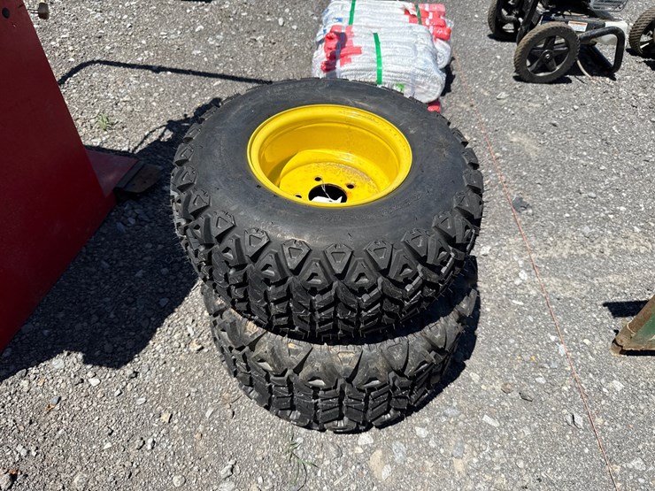 john-deere-gator-image-1
