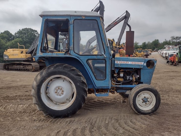 ford-3000-image-3