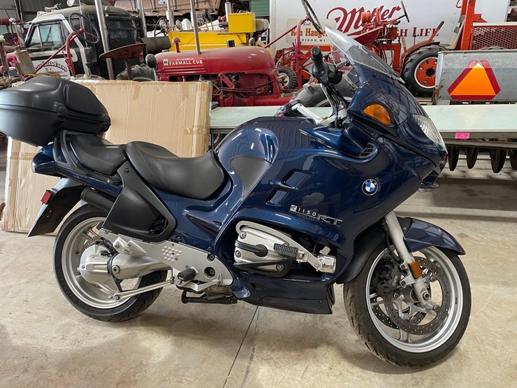 #4488-•-2004-bmw-r1150rt-motorcycle-(title-in-delay)-image-3