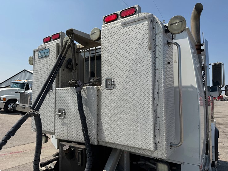 2012-western-star-4900-image-11