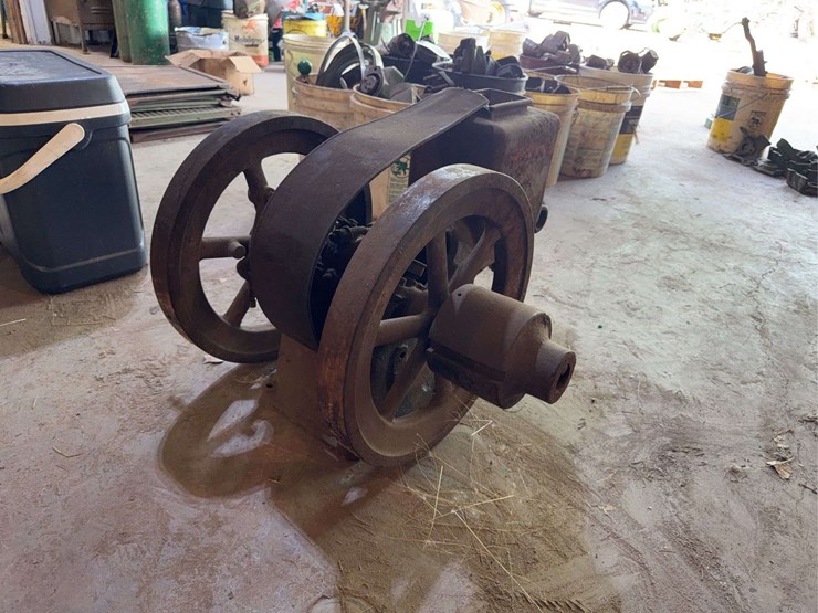 hit-and-miss-engine-image-3