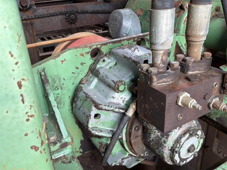 #104-•-4-headblock-hmc-ag-50bd-right-hand-carriage-and-track-frame-image-27