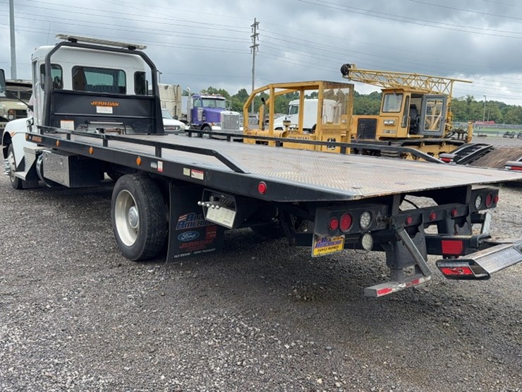 2022-kenworth-t270-image-9