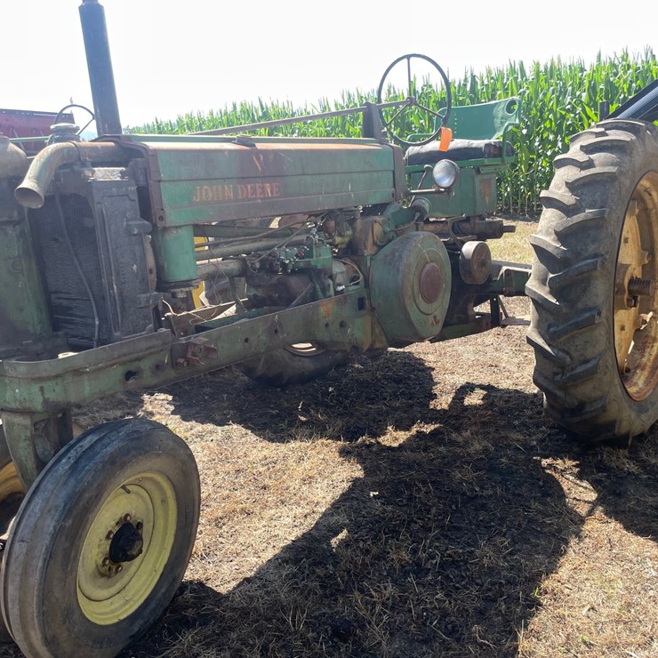 JOHN DEERE 50