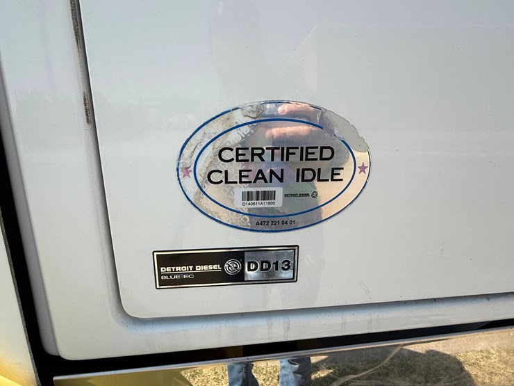 2015-western-star-4900-image-11