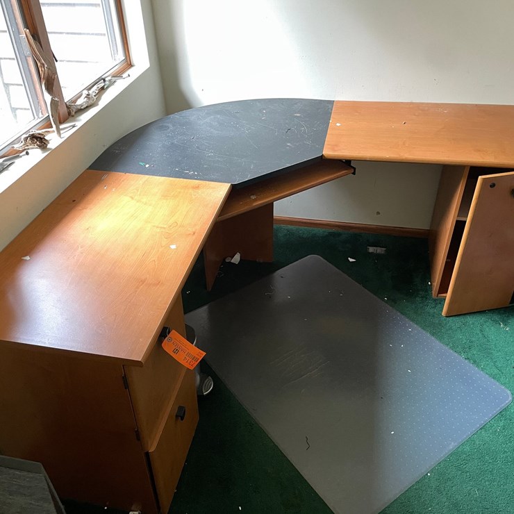 #7314 • Corner Desk