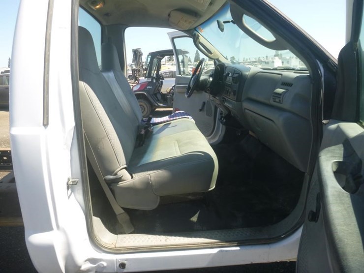 2006-ford-f450-image-10