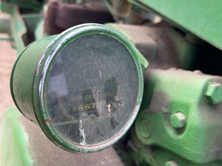 john-deere-70-image-63
