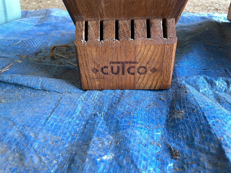 #4715-•-cutco-knife-set-image-4