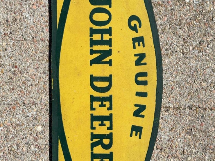 john-deere-double-sided-wood-parts-and-service-display-topper-image-7