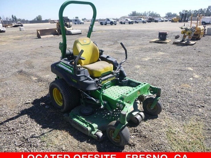 2021-john-deere-60-image-1