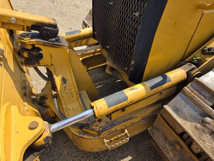 2008-caterpillar-c4.4-image-61