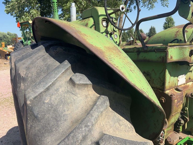 john-deere-720-image-88