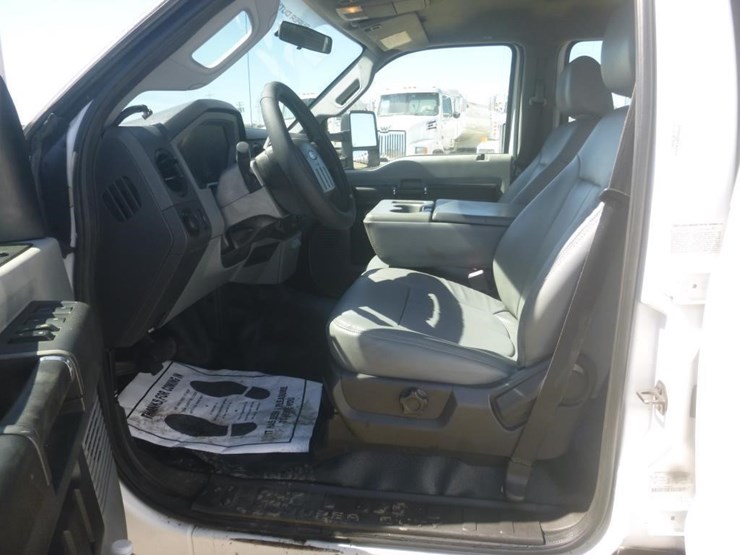2011-ford-f450-image-11