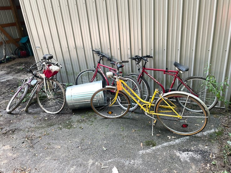 #7015-•-(various)-bicycles-image-1