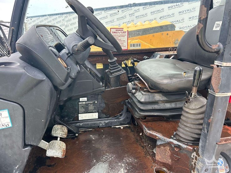 jcb-510-56-image-13