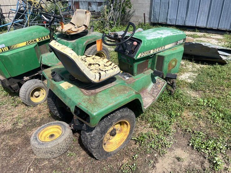 john-deere-318-image-5