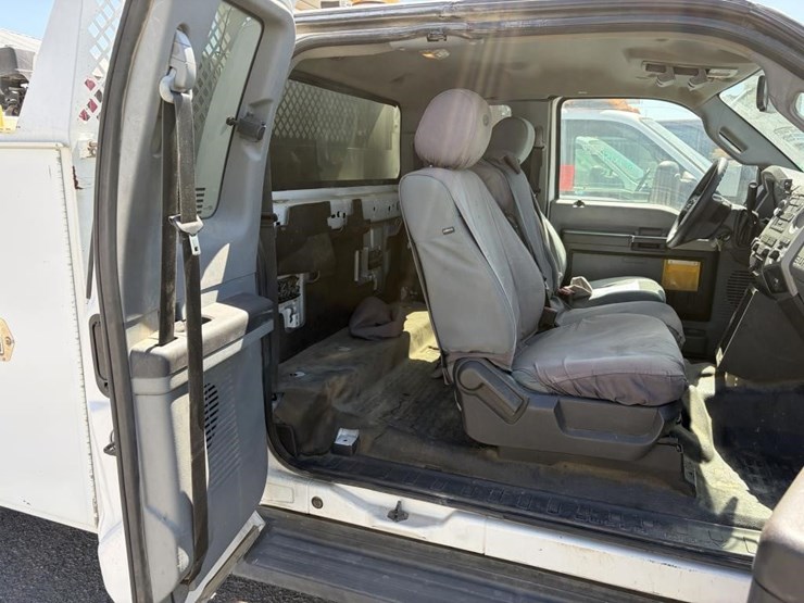 2015-ford-f450-image-16