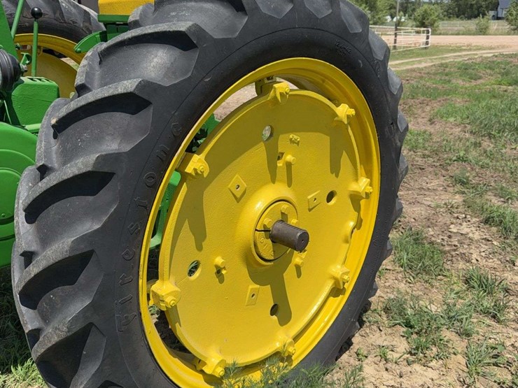 john-deere-530-image-16