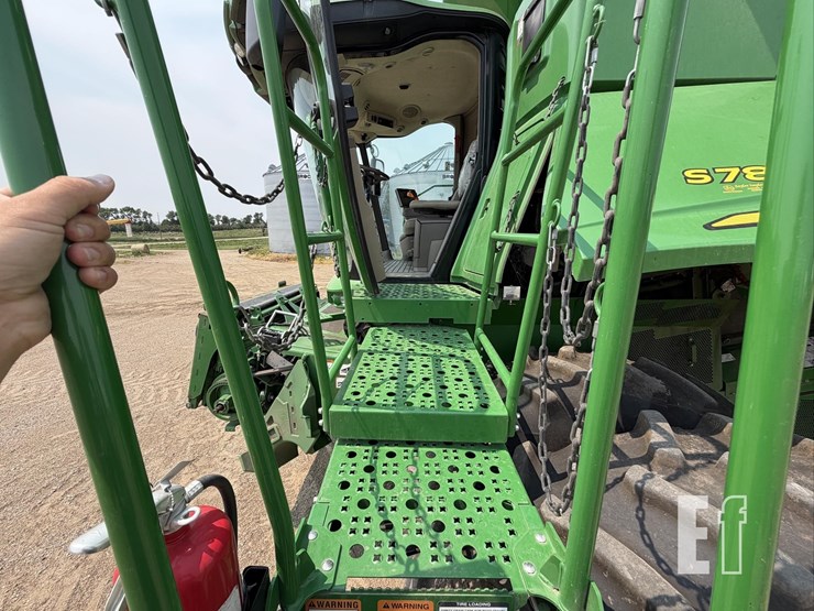2020-john-deere-s780-image-56