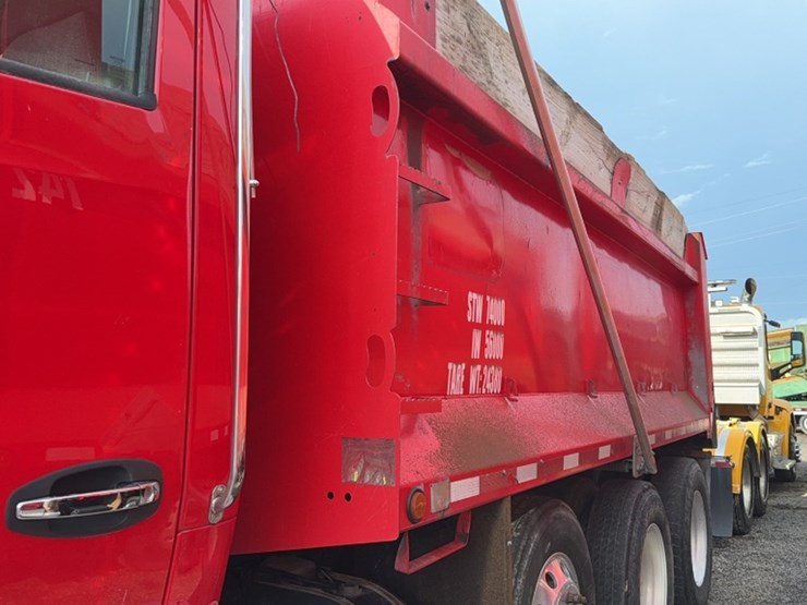 2016-kenworth-t880-image-14