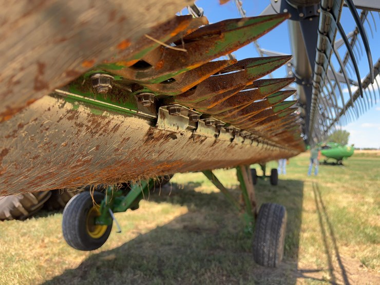 2014-john-deere-635d-image-11