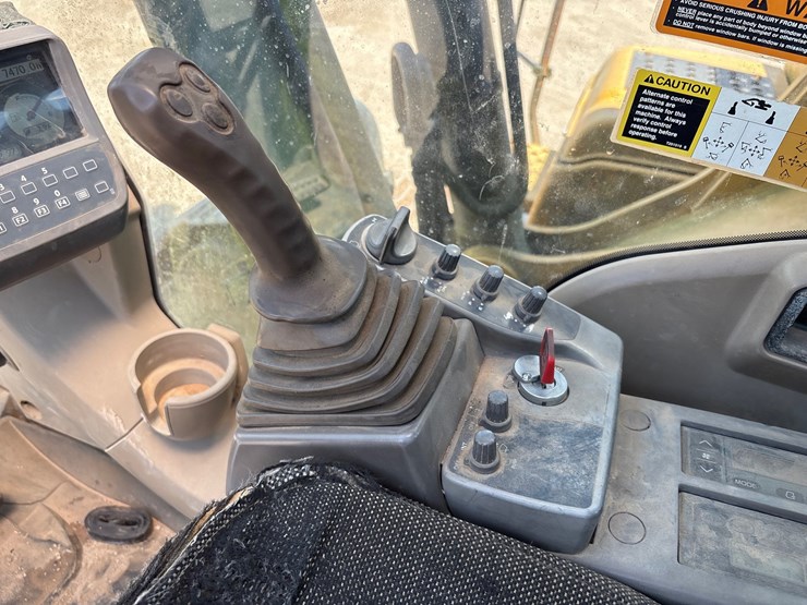 john-deere-350-image-15
