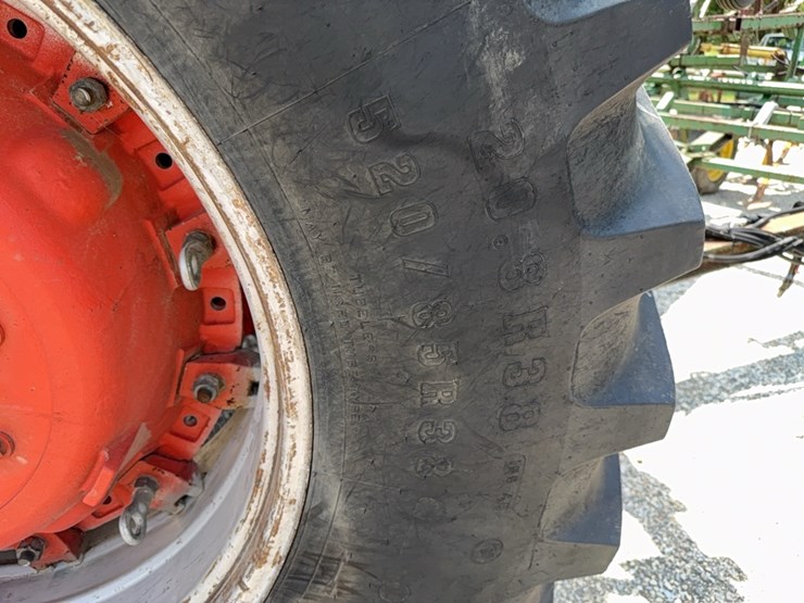 case-2590-tractor-image-19