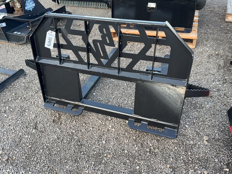 #2020-•-blue-diamond-48"-skid-steer-pallet-forks-image-2
