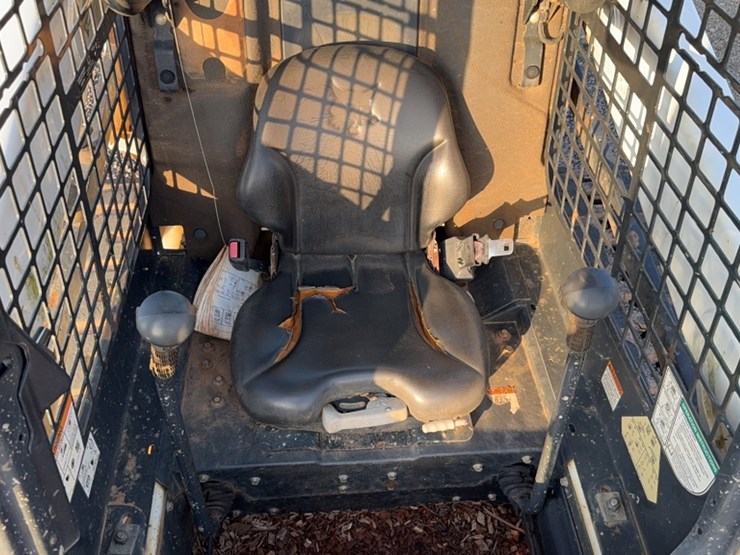 2018-bobcat-t595-image-12