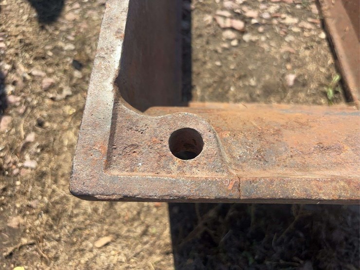 economy-7-horse-hit-and-miss-engine,-cart,-and-original-base-image-49
