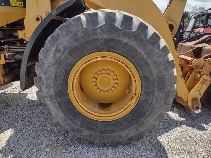 caterpillar-928h-image-32
